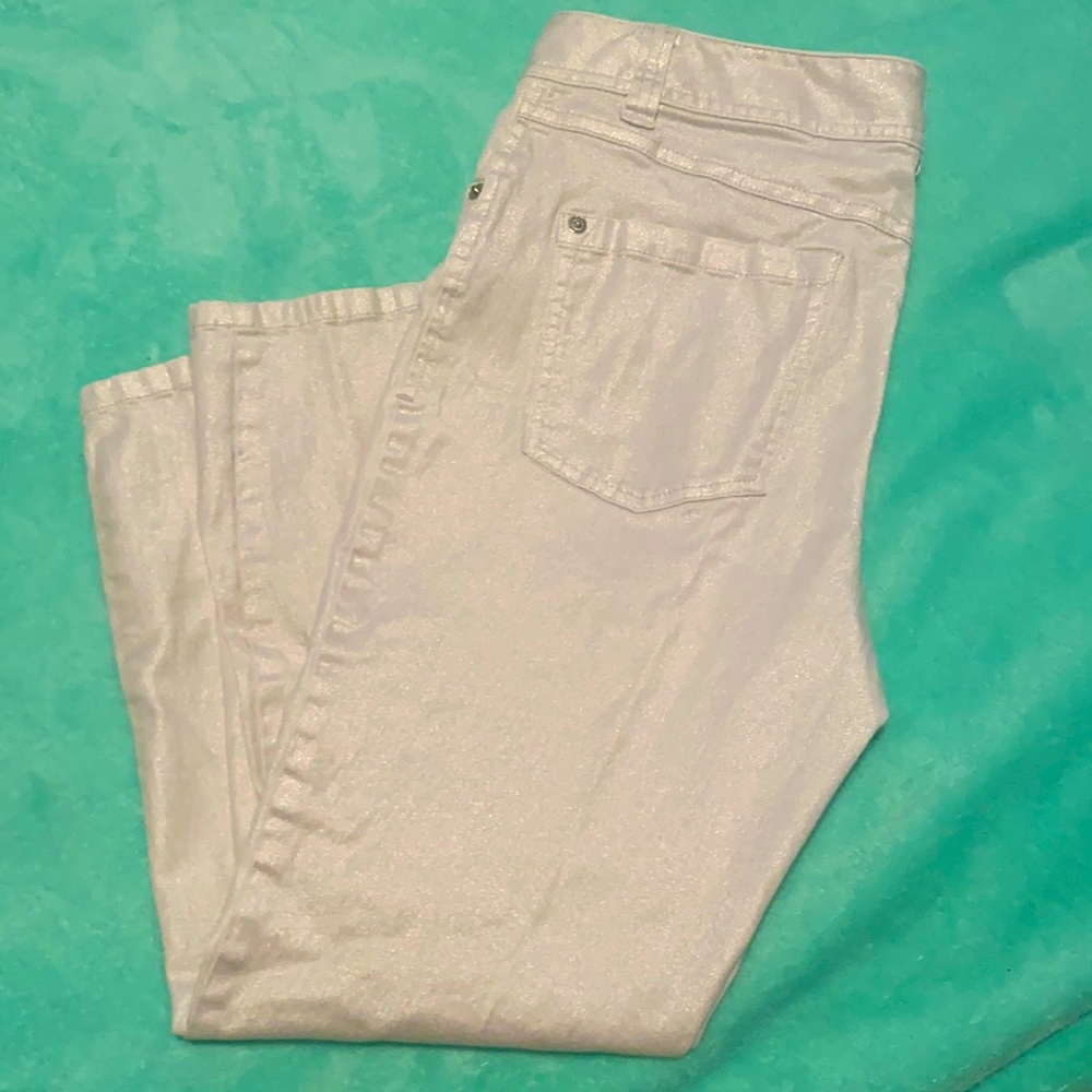 ❤️NWOT❤️ INC cropped silver lightweight jeans ⭐️